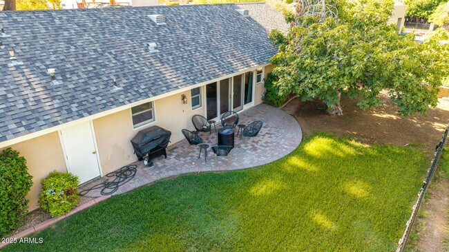 Building Photo - 14425 N Coral Gables Dr