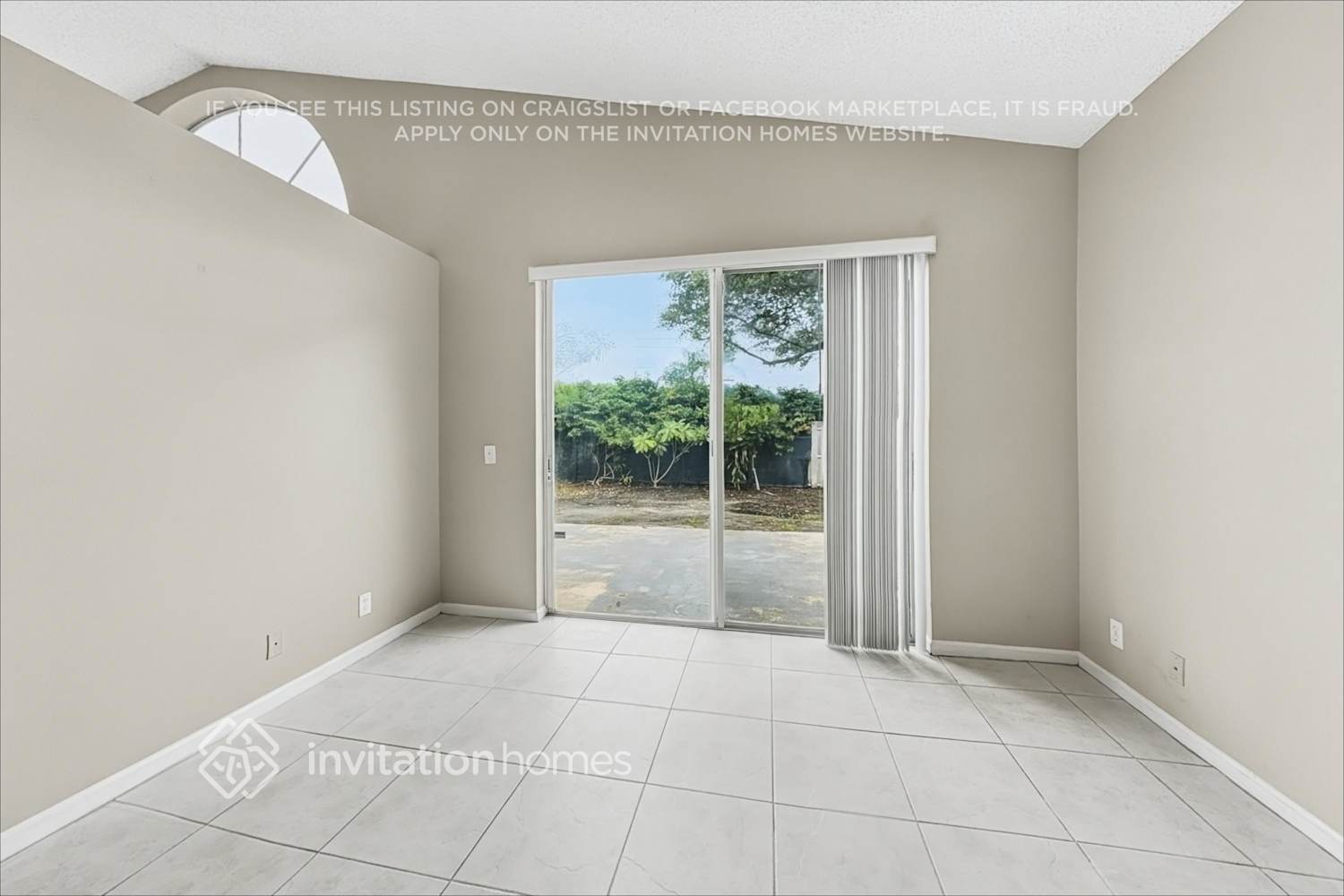 Building Photo - 7704 Thornlee Dr