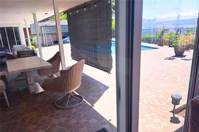 Building Photo - 1624 Glenmont Dr