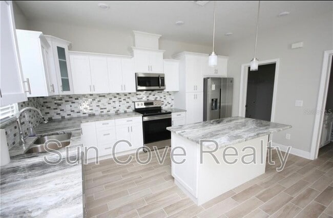 Building Photo - 4029 Forecast Dr