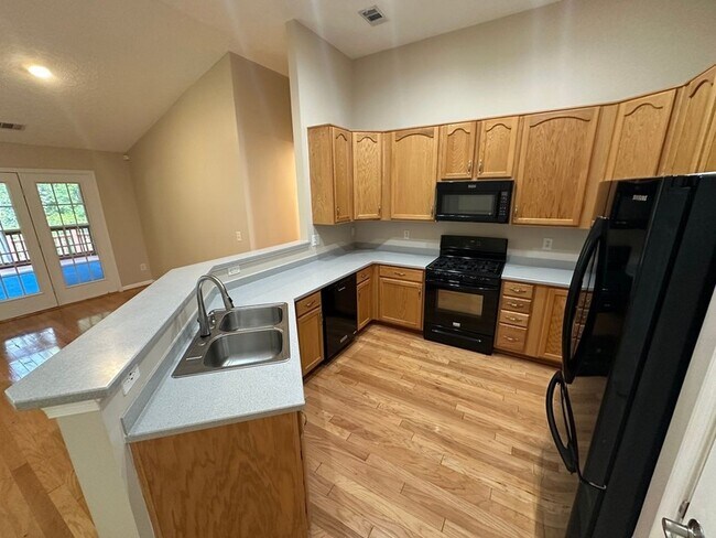 Building Photo - 245 Cobblestone Landing