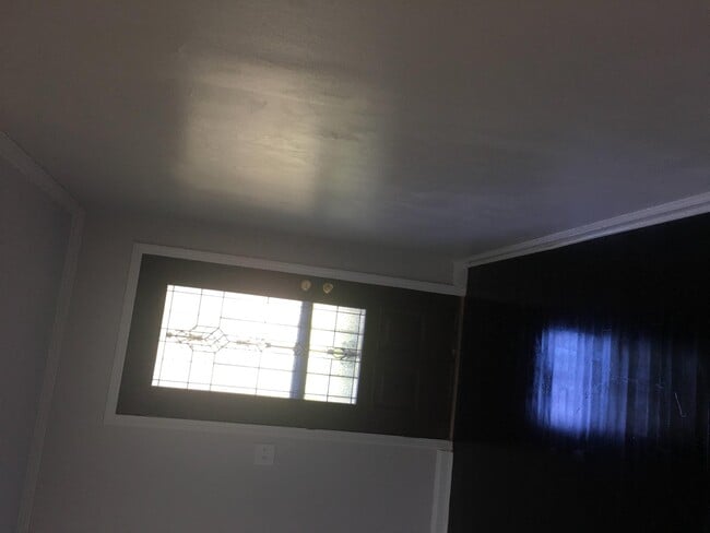 Building Photo - 4168 Loveless Dr