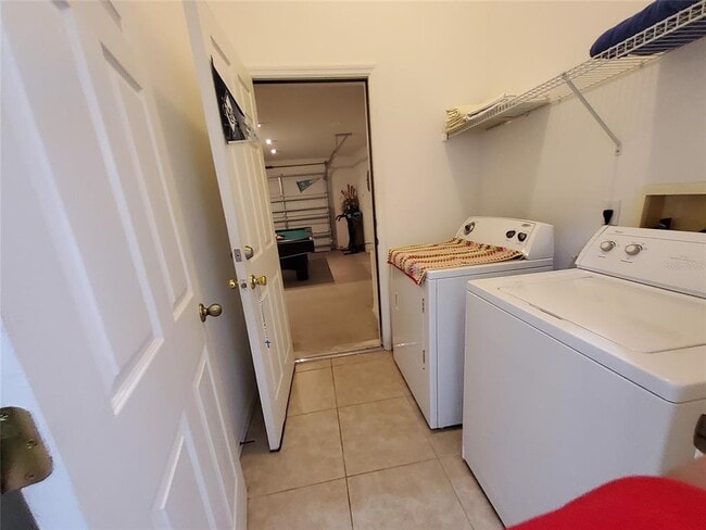 Building Photo - 944 Lockbreeze Dr