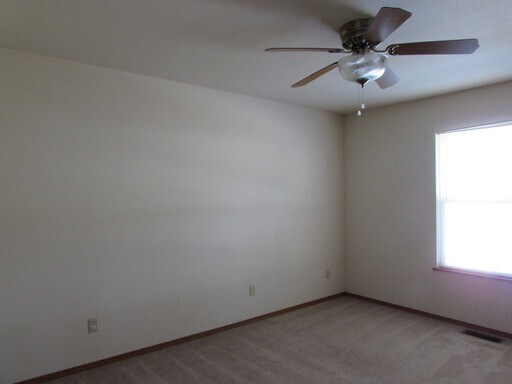 Building Photo - 20380 Skyview Dr