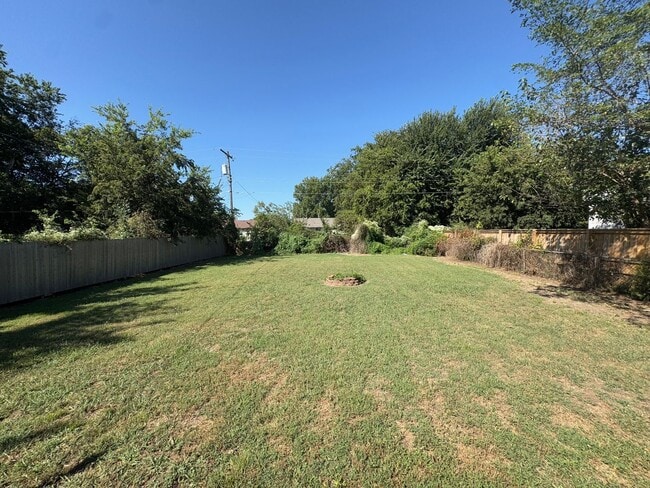 Building Photo - 4376 N Frankfort Pl