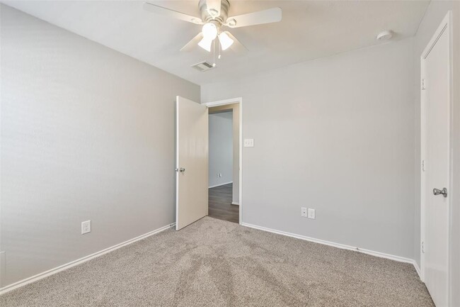 Building Photo - 15515 Echo Stable Ln