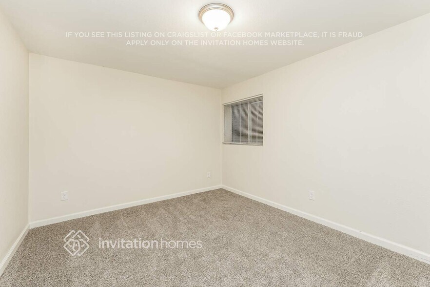 Building Photo - 3420 Birnamwood Dr