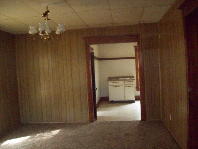 Building Photo - 35 Conejos Ave