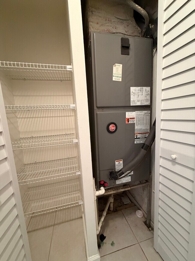 Building Photo - 13261 SW 102nd Terrace