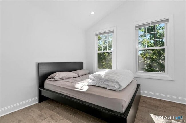 Building Photo - 38 Beecher Pl