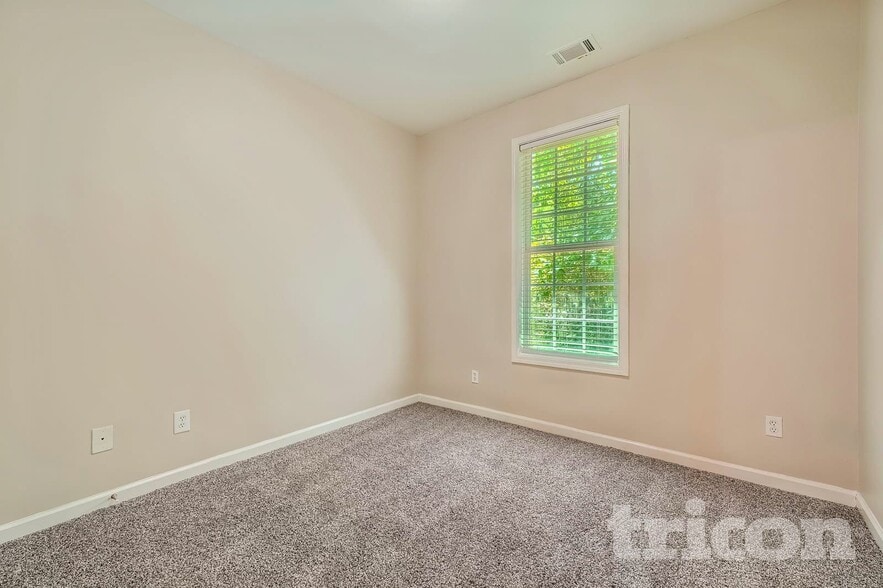 Building Photo - 6863 Timberhead Way