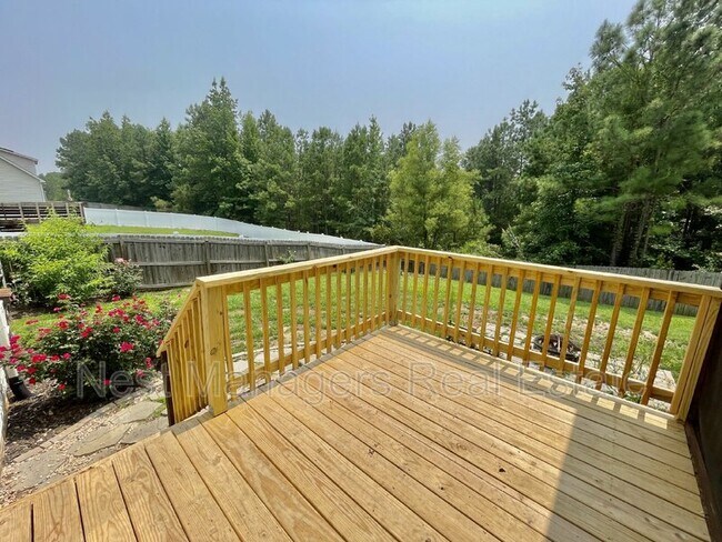 Building Photo - 4033 Hunting Path Dr