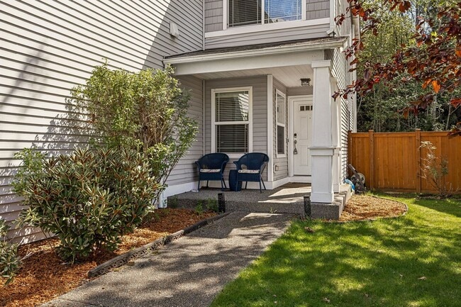 Building Photo - 3 Bedroom 2.5 bath Foxglove Meadows Home $3495.00