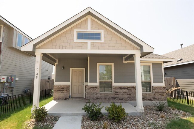 Building Photo - 2809 Seneca Path