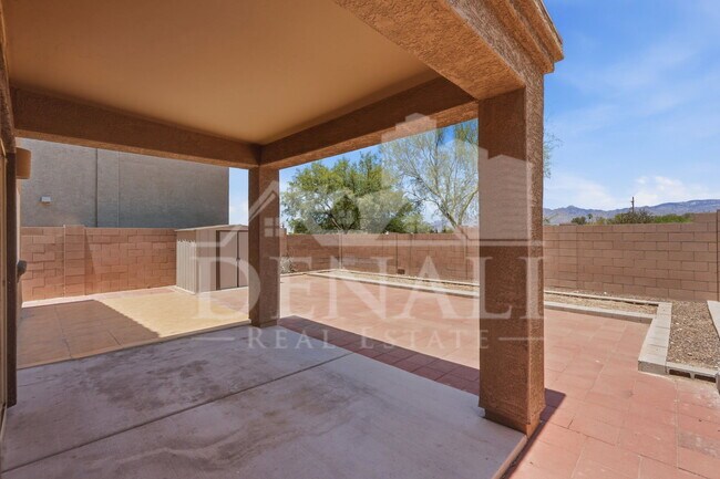 Building Photo - 8895 E Abrams Loop