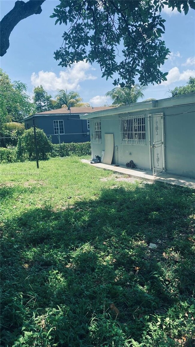 Building Photo - 1120 NW 147th St