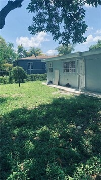 Building Photo - 1120 NW 147th St
