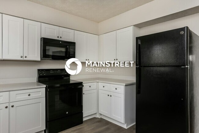 Building Photo - 3 Bedroom Pet-Friendly Home in Lithonia, GA with Main Street Renewal