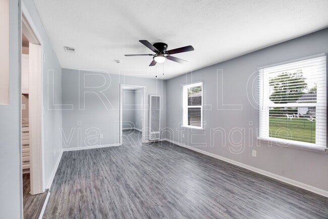 Building Photo - 4508 E Indian Trail