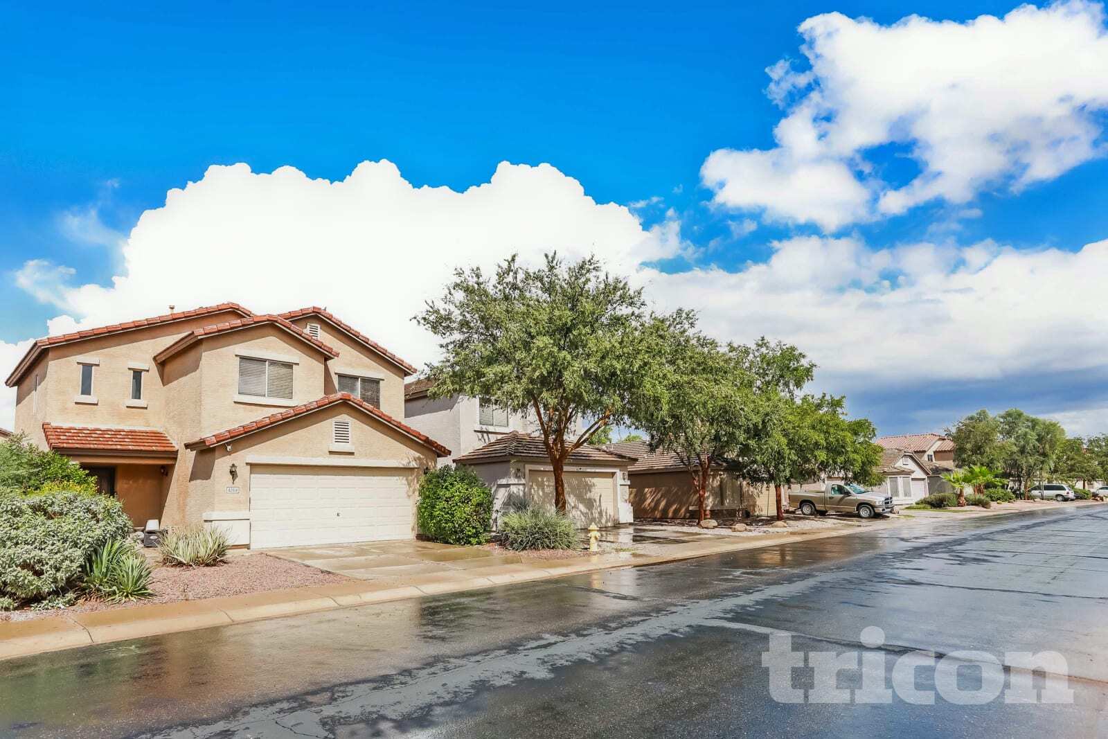 Building Photo - 43766 Elm Dr