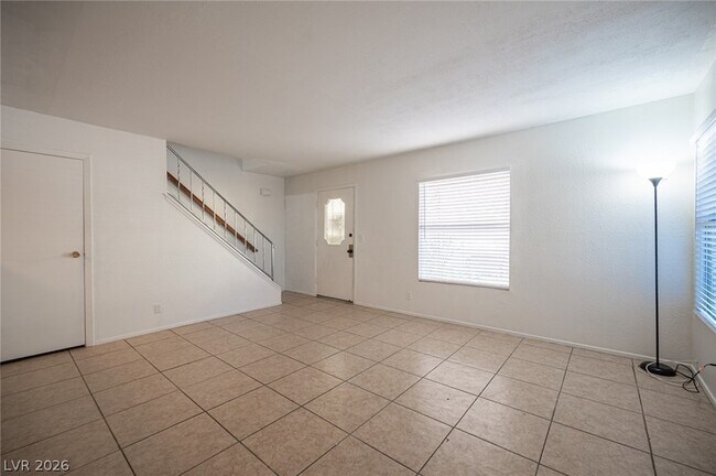 Building Photo - 1428 Lorilyn Ave