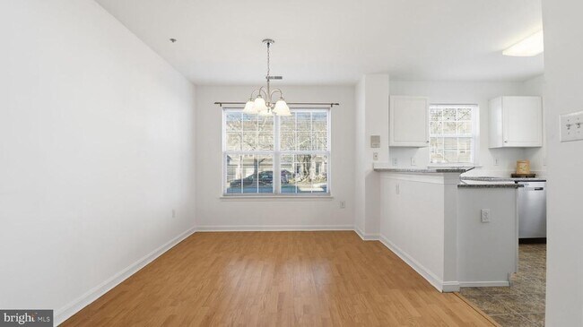 Building Photo - 164 Kendrick Pl