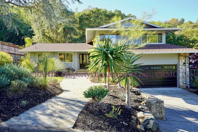 Primary Photo - Quality Novato Home With Great Floorplan N...