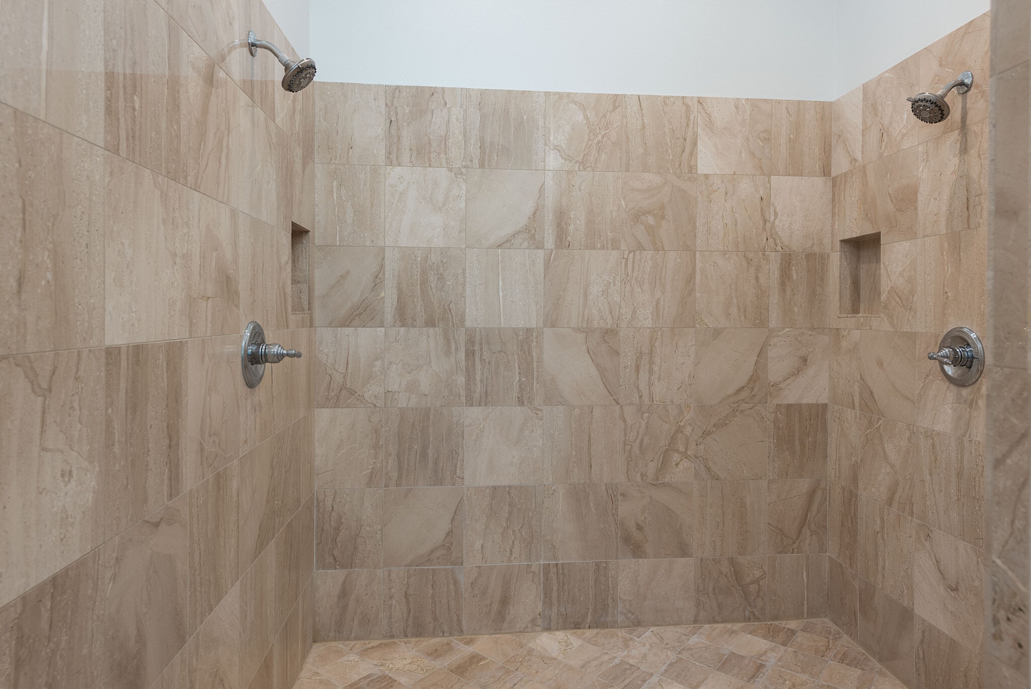 Building Photo - 45 Vista Encantada