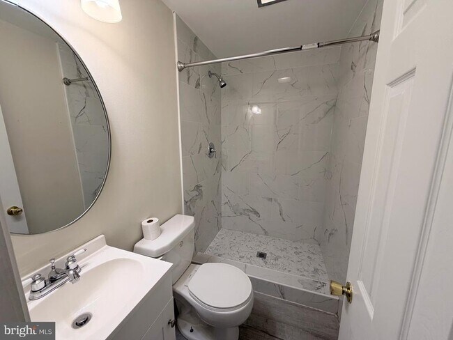 Building Photo - 4054 Hanson Oaks Dr