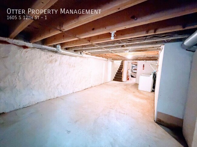 Building Photo - 1605 S 12th St