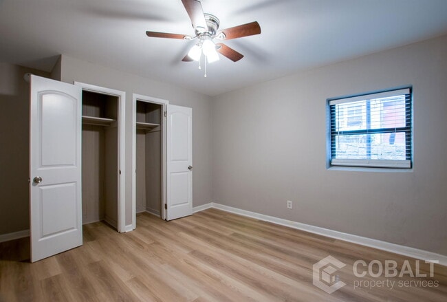 Building Photo - 886 St Charles Ave NE