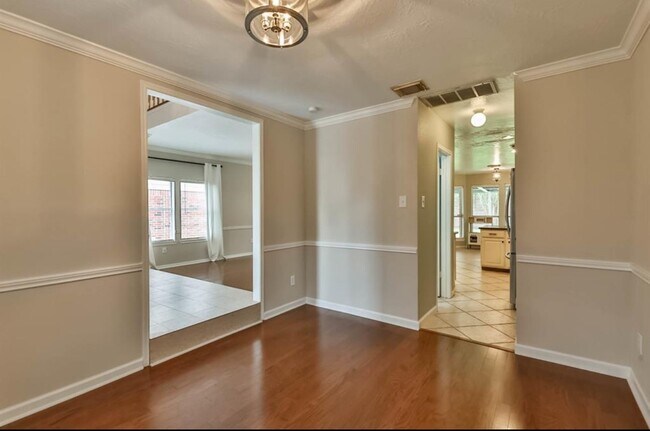 Building Photo - 1123 Juniper Canyon Ln