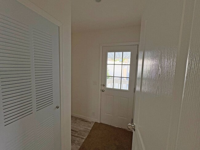 Building Photo - 1700 S State St