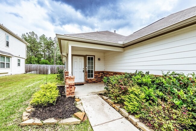 Building Photo - 207 Black Bear Dr