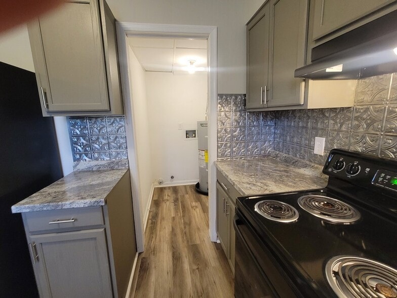 Building Photo - 105 Plaza Oaks Rd