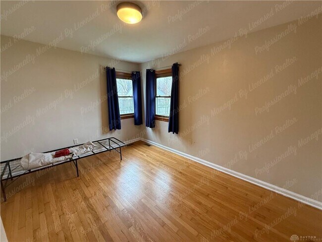 Building Photo - 217 Wolf Ave