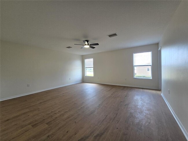 Building Photo - 6889 Lake Eaglebrooke Dr