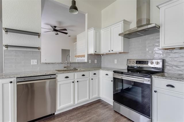 Building Photo - 5922 Royalcrest Dr