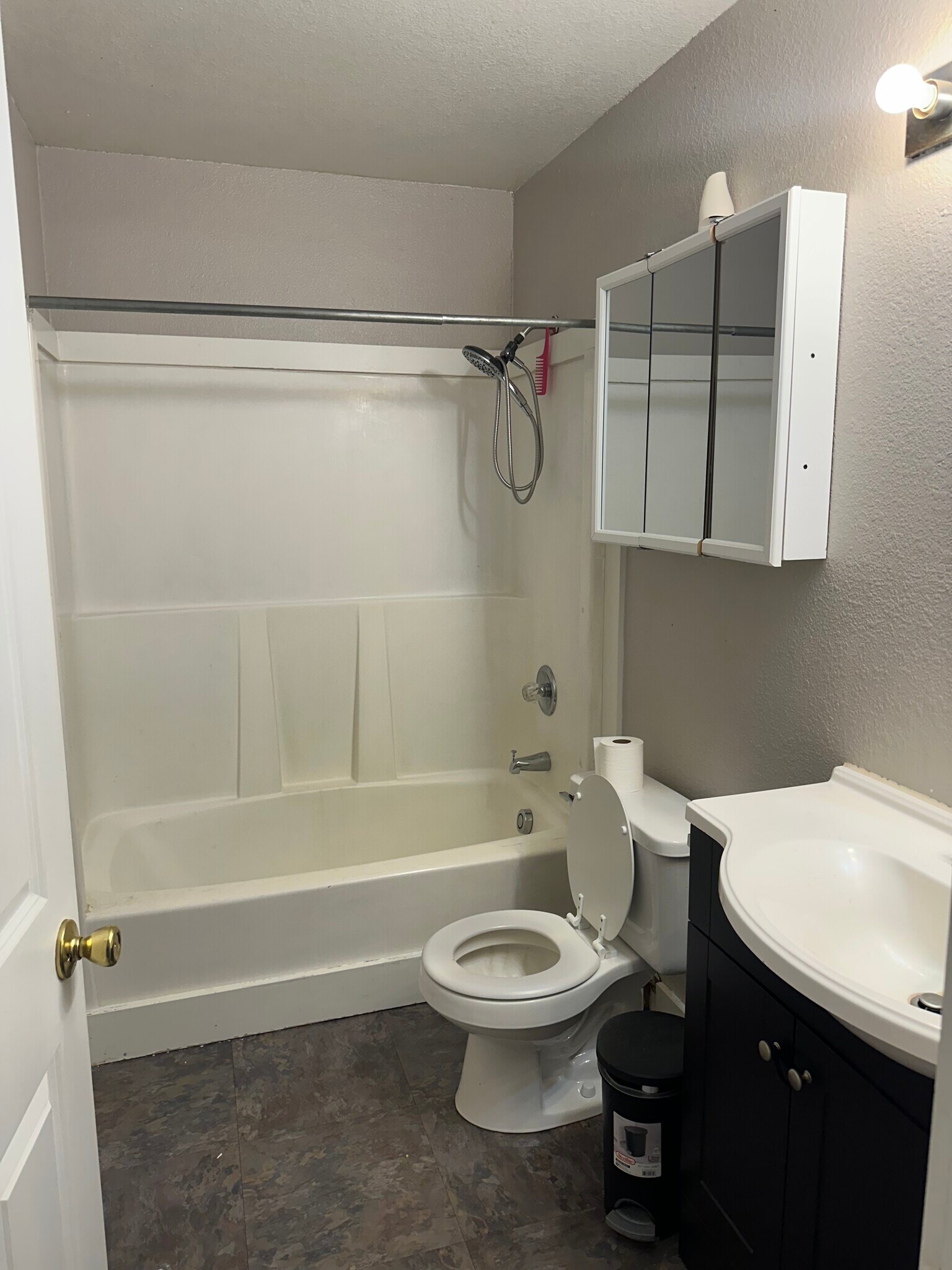 Building Photo - 81 Phillips Ln