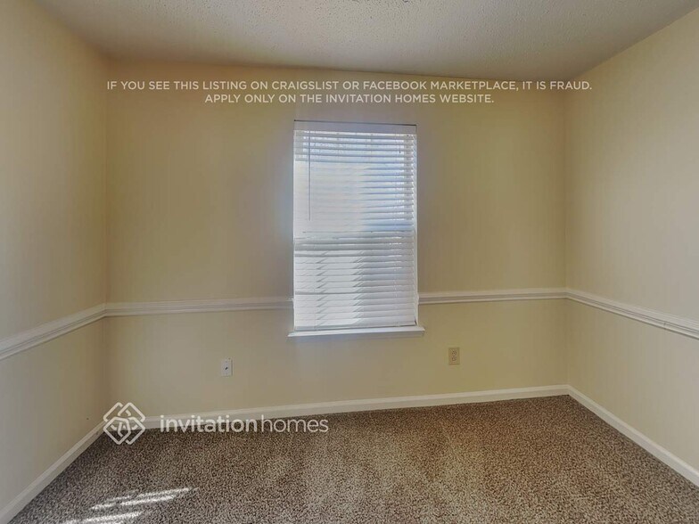 Building Photo - 14931 Rothwell Dr