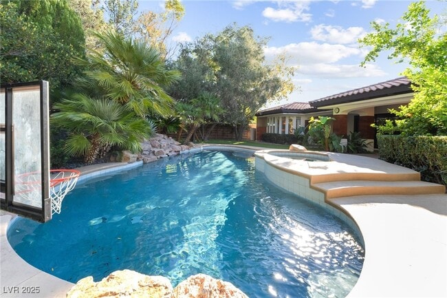 Building Photo - 72 Panorama Crest Ave