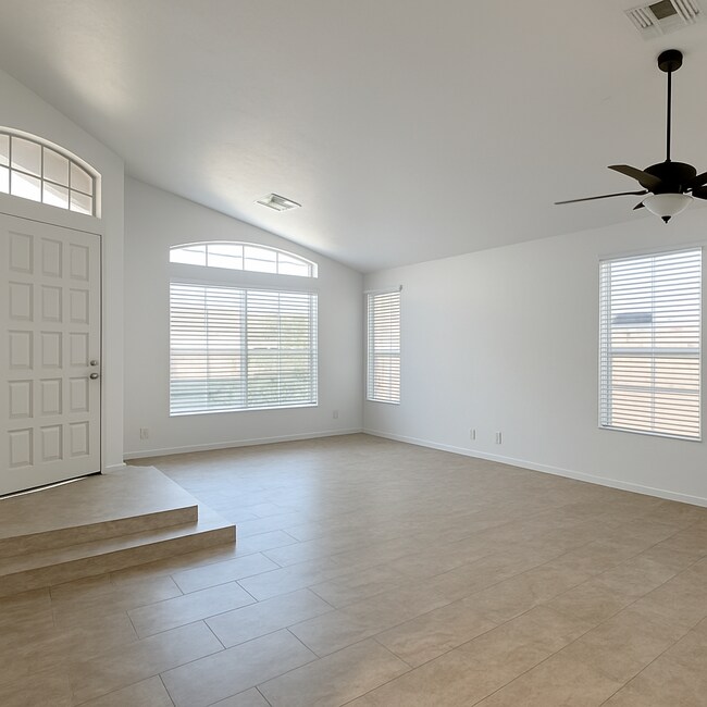 Building Photo - 4223 E Wildcat Dr