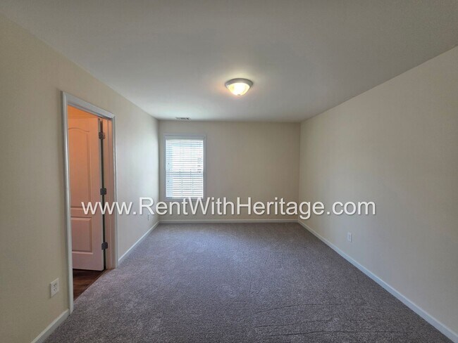 Building Photo - 202 Summer Gate Ln