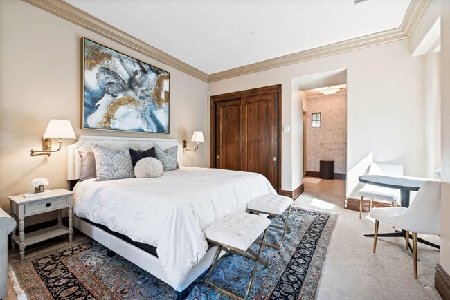 Building Photo - 75741 Via Stia