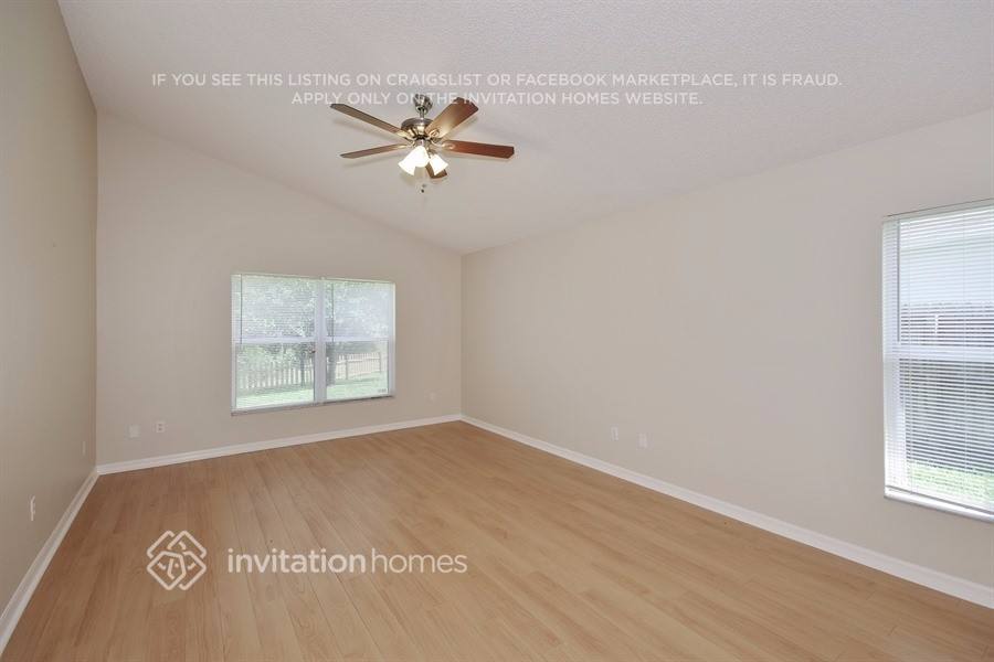 Building Photo - 2242 Pelinion St
