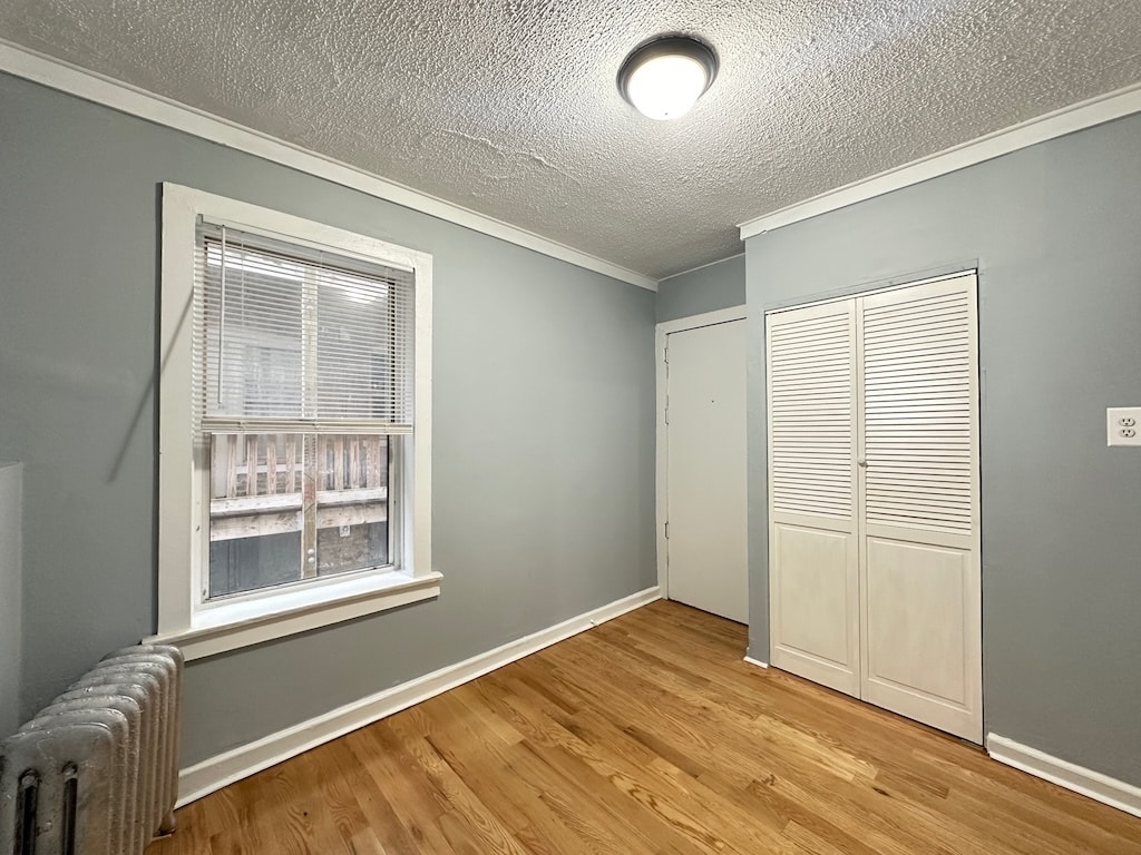 Building Photo - 5668 N Ridge Ave