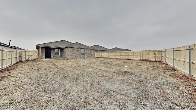 Building Photo - 2501 Ressie Ln