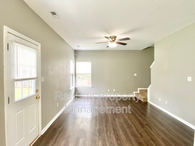 Building Photo - 6205 Calvert Ct