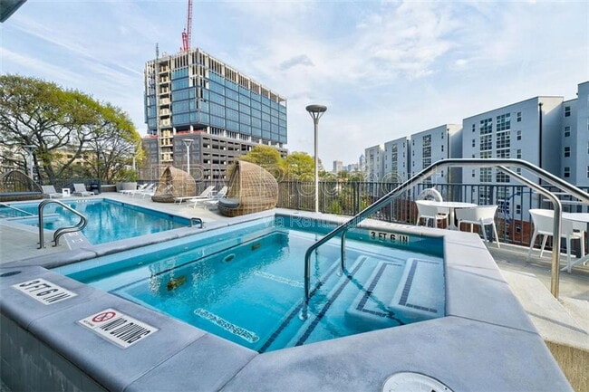 Building Photo - 788 West Marietta St NW