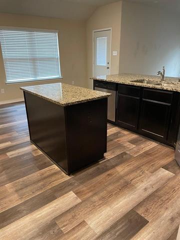 Building Photo - 1709 Cattleman St